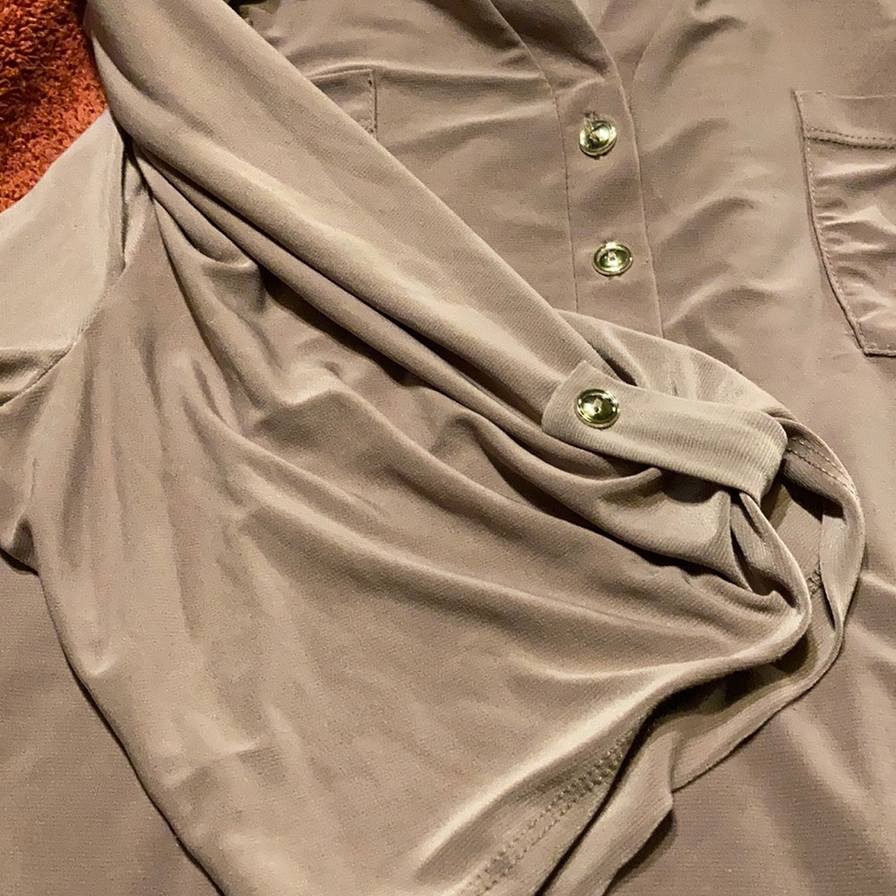 Blouse - Picture 3 of 4